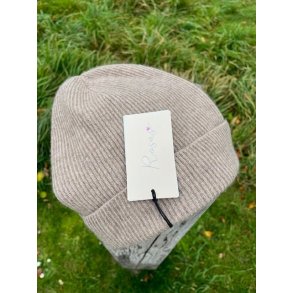 Rosas Love Cashmere Beanie 